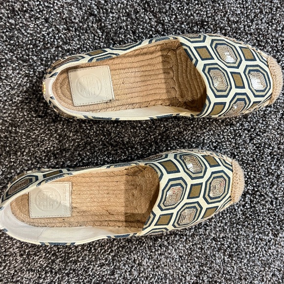 Tory Burch Cecily Embellished Sequin Espadrille Flats - Picture 8 of 10